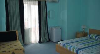 Гостиница Вилла Ковчег Поповка Улучшенный двухместный номер с 1 кроватью или 2 отдельными кроватями-88
